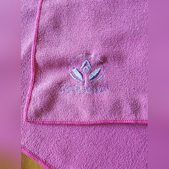 Clever Yoga - Yoga Mat and Hand Towel  Color Bright Pink - Picture 12 of 14